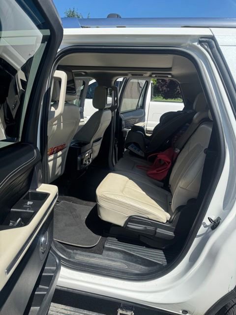 Certified 2021 Ford Expedition Max Platinum AWD/4WD image 4