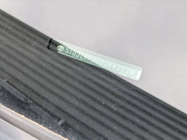 Used 2017 Toyota Highlander SE w/ Carpet Mat Package AWD/4WD image 14