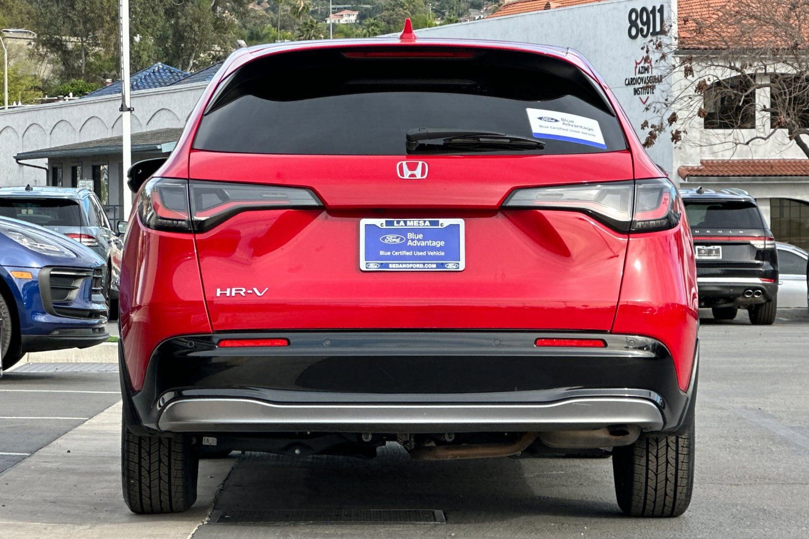 Used 2025 Honda HR-V EX-L image 4