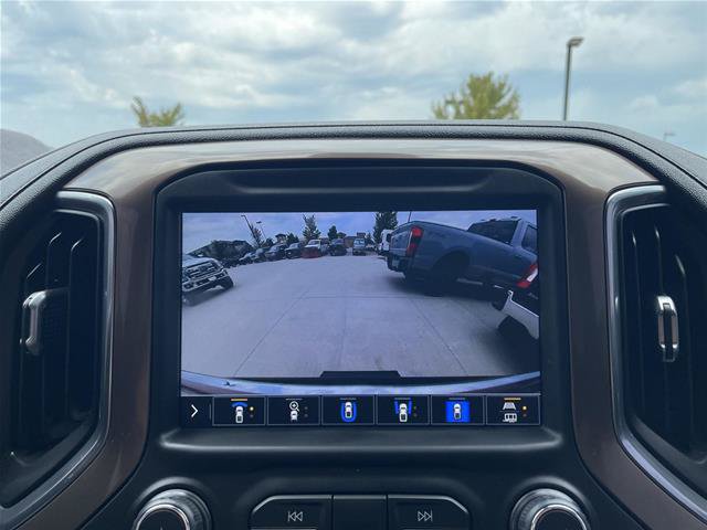 Used 2022 Chevrolet Silverado 2500 High Country AWD/4WD image 25