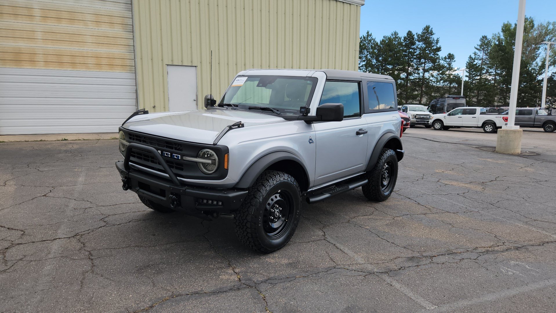 Certified 2021 Ford Bronco Black Diamond AWD/4WD image 3