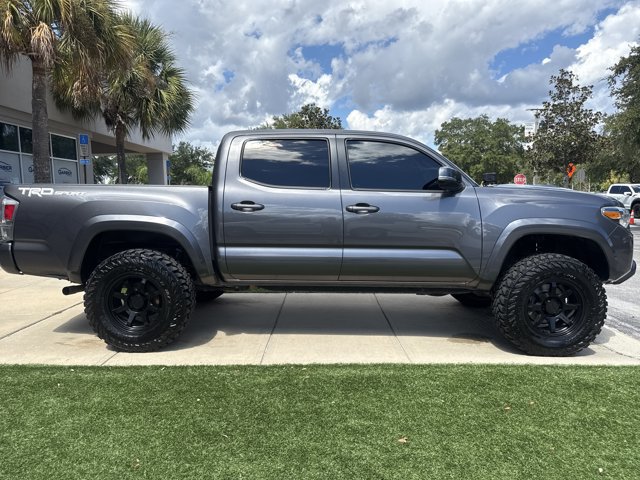Used 2021 Toyota Tacoma TRD Sport RWD image 2