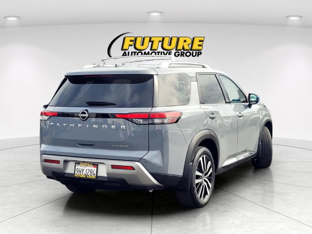 Used 2024 Nissan Pathfinder Platinum w/ Cargo Package FWD image 4