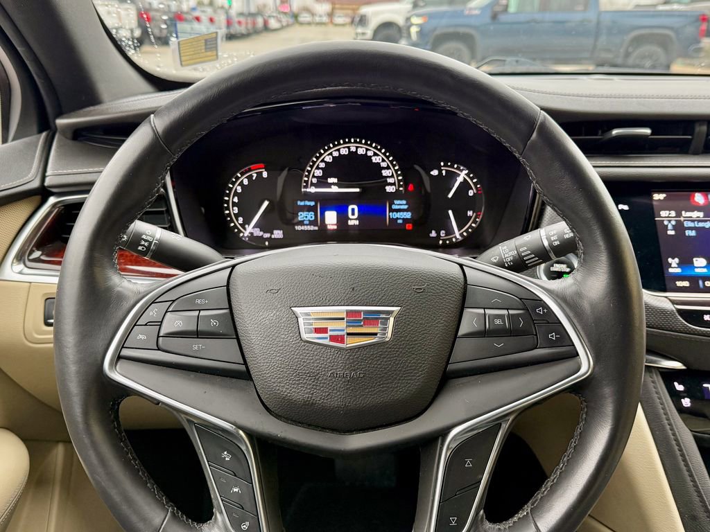 Used 2017 Cadillac XT5 Premium Luxury image 20