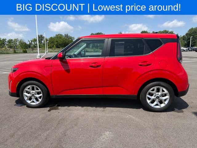 Used 2024 Kia Soul LX w/ Option Group 015 FWD image 13