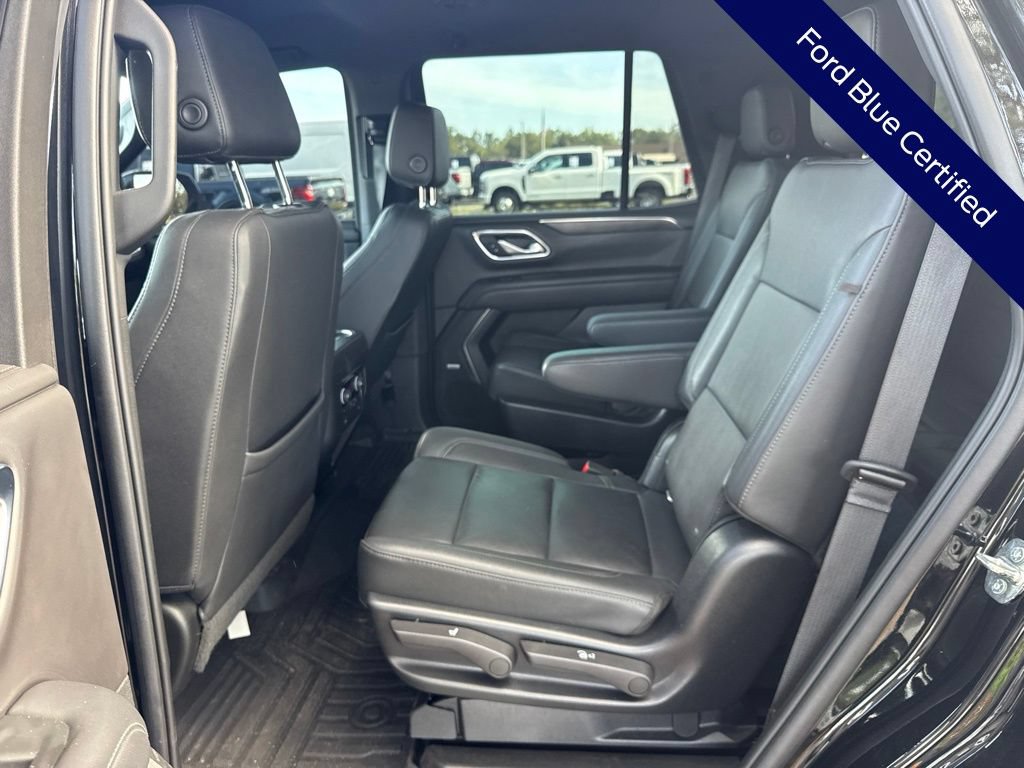 Used 2022 Chevrolet Tahoe Z71 w/ Z71 Off-Road Package AWD/4WD image 15