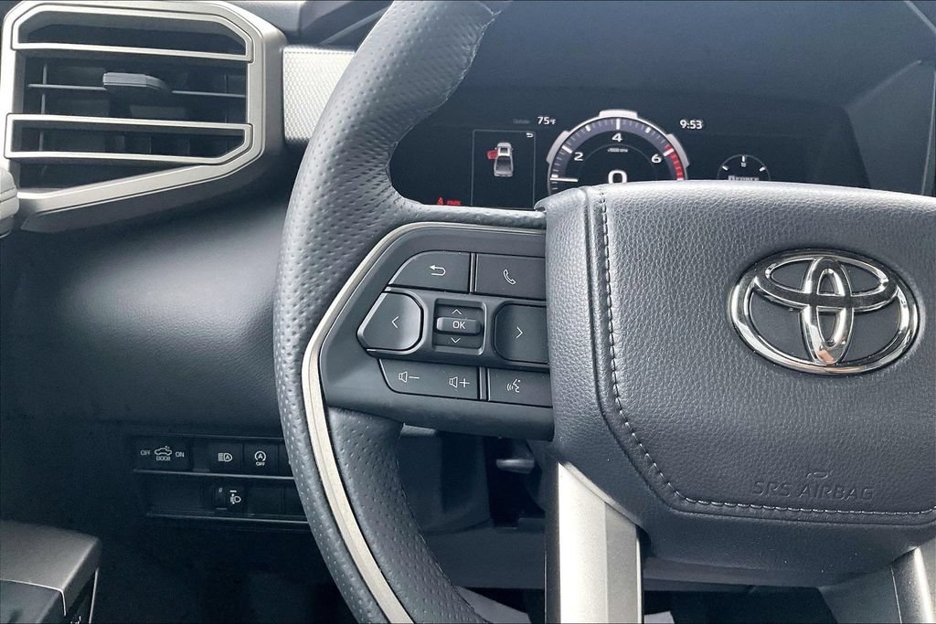 Used 2026 Toyota Tundra Limited AWD/4WD image 19