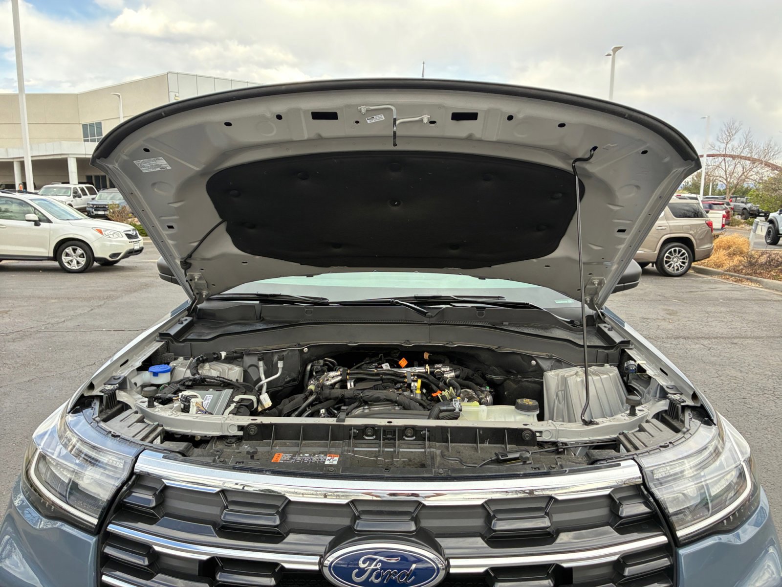 Certified 2025 Ford Explorer Active AWD/4WD image 21