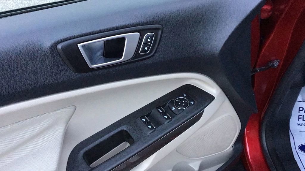 Certified 2019 Ford EcoSport SE w/ SE Convenience Package image 19
