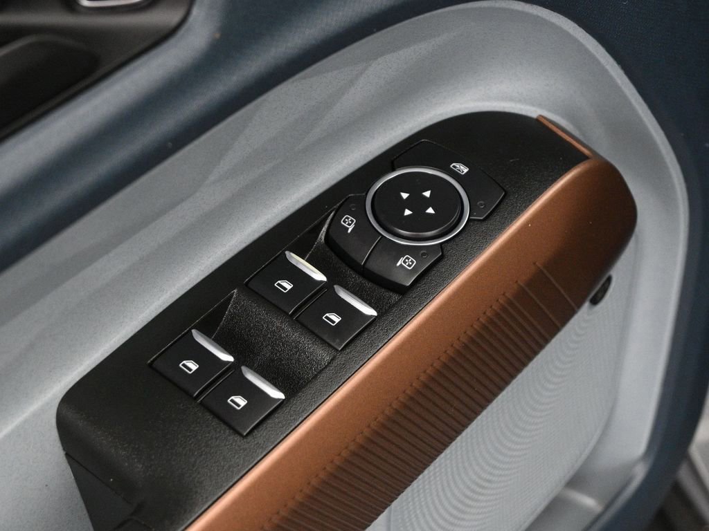 Certified 2022 Ford Maverick Lariat w/ Lariat Luxury Package image 37