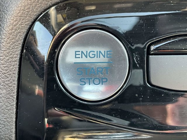 Certified 2023 Ford Escape ST-Line w/ Tech Pack #1 AWD/4WD image 31