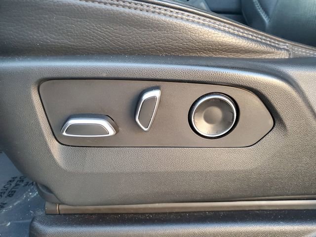 Used 2023 GMC Yukon Denali image 16