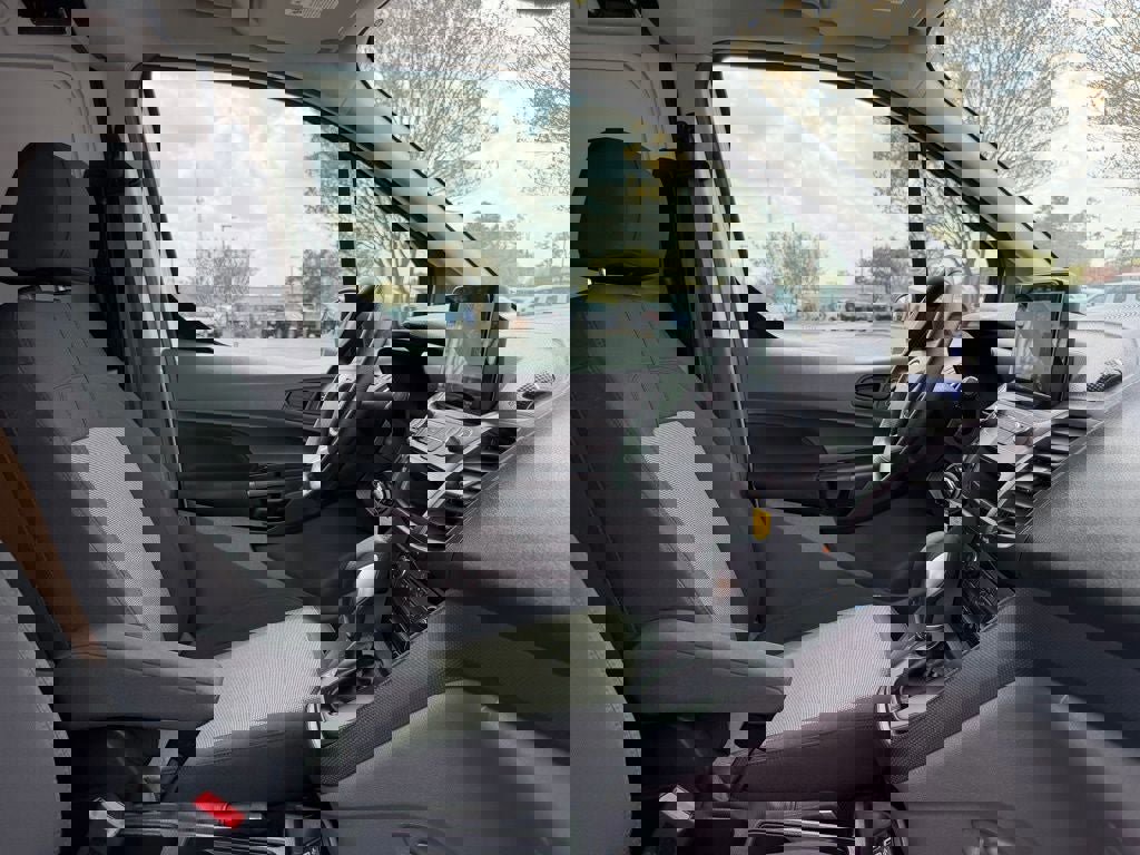 Certified 2020 Ford Transit Connect XL image 22