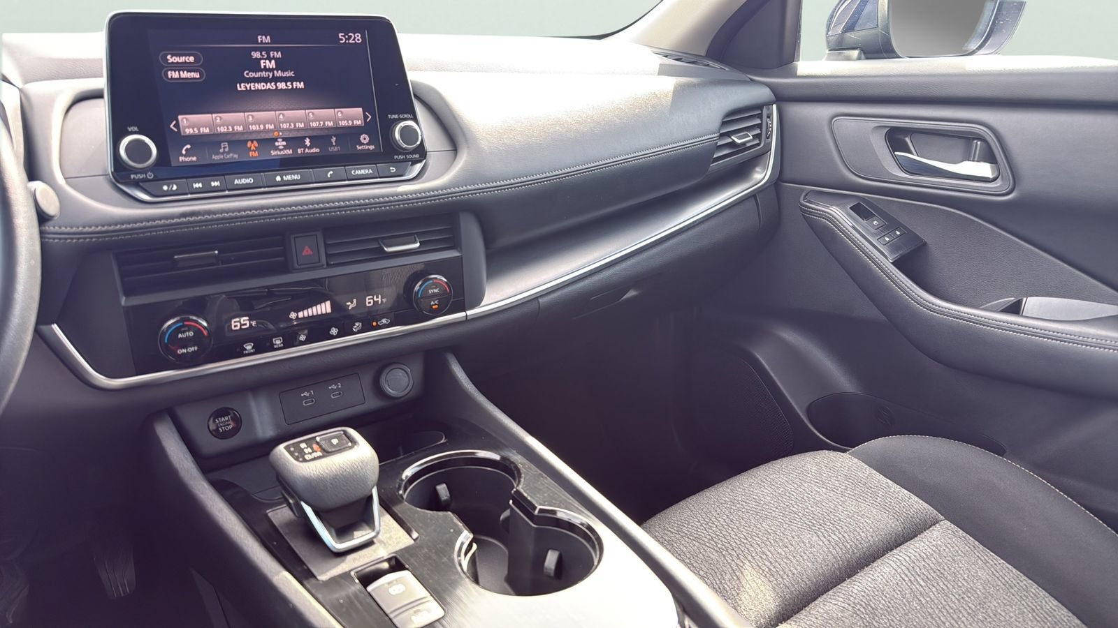 Used 2024 Nissan Rogue SV FWD image 19