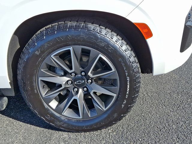 Used 2024 Chevrolet Tahoe Z71 w/ Z71 Off-Road Package image 8