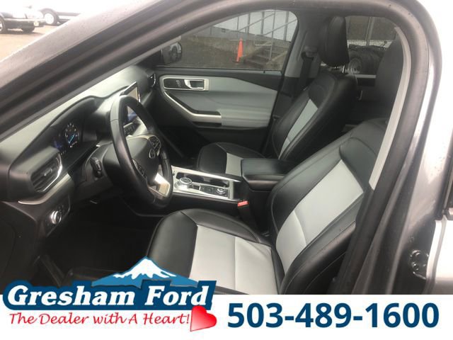 Certified 2022 Ford Explorer XLT w/ Equipment Group 202A image 18