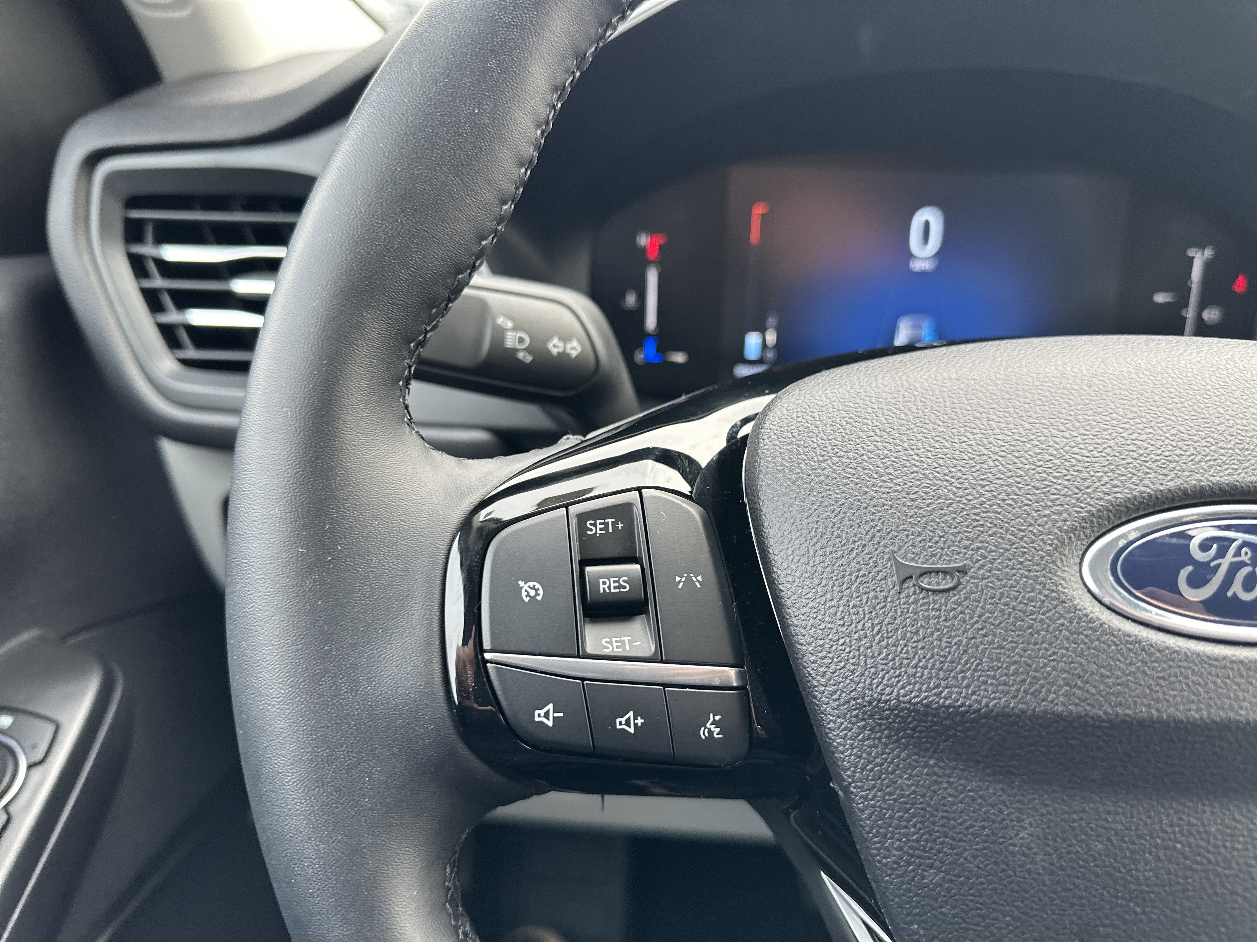 Certified 2025 Ford Escape Active w/ Cold Weather Package image 20