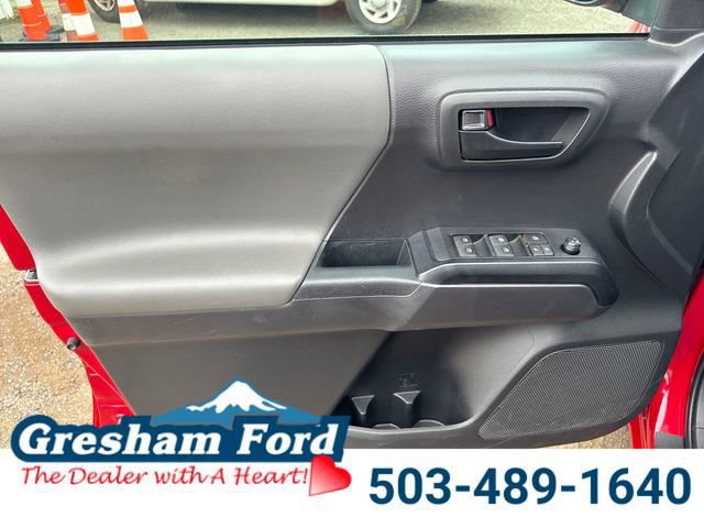 Used 2022 Toyota Tacoma SR image 12