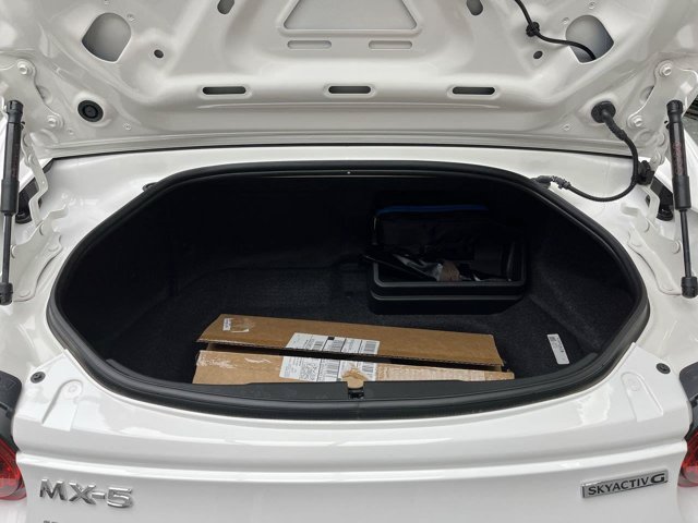Used 2021 MAZDA MX-5 Miata RF Club w/ Appearance Package RWD image 24