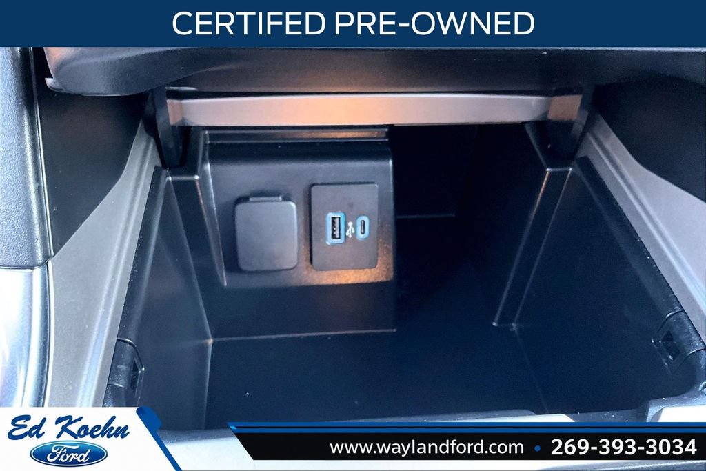 Certified 2023 Ford Explorer XLT w/ Equipment Group 202A AWD/4WD image 32