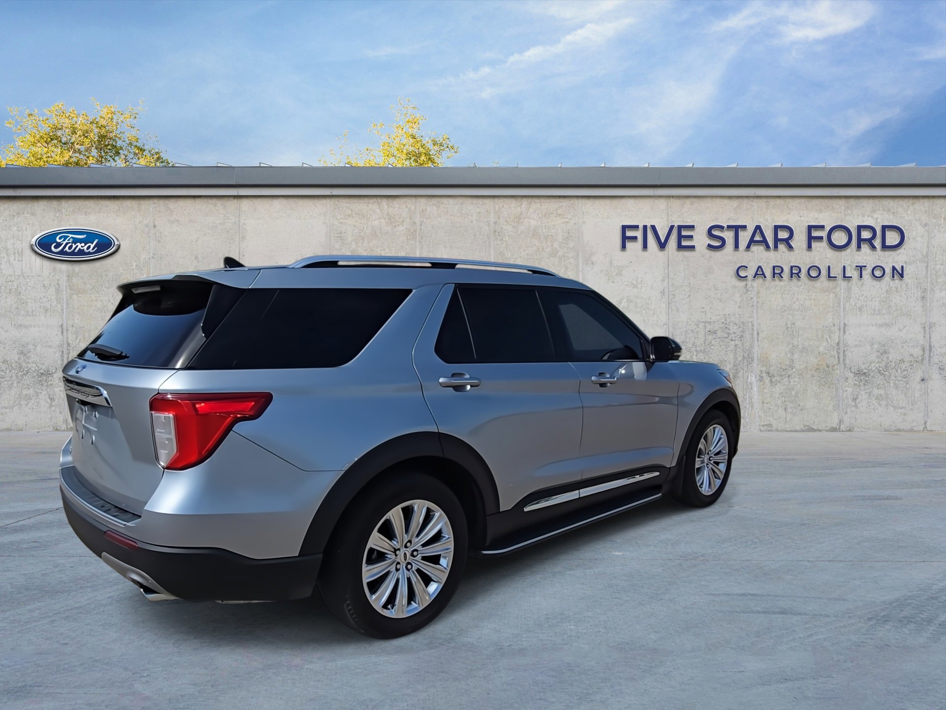 Certified 2023 Ford Explorer Limited w/ Limited Technology Package image 6