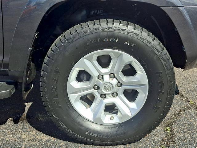 Used 2020 Toyota 4Runner SR5 w/ Wilderness Package AWD/4WD image 9