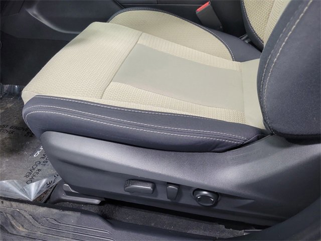 Used 2023 Subaru Outback Premium image 7