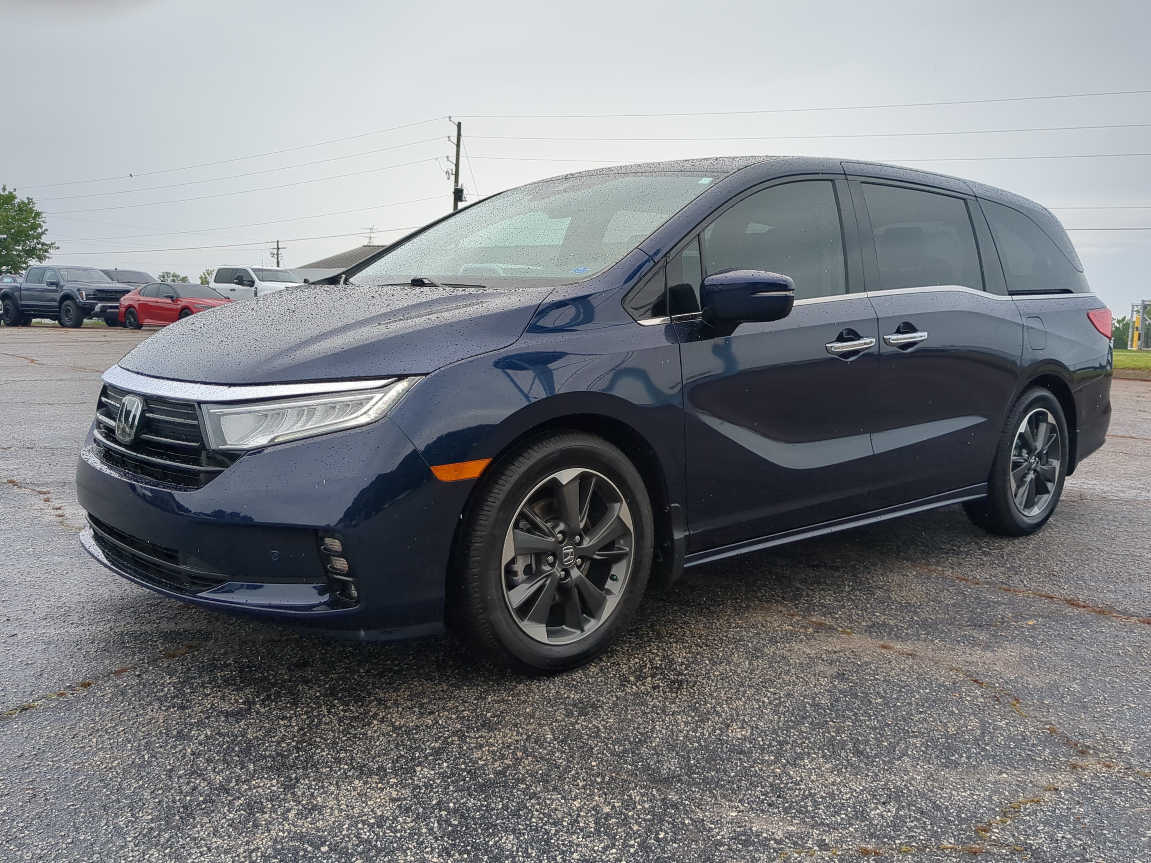 Used 2023 Honda Odyssey Elite image 6