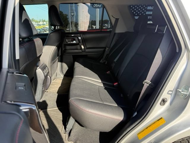Used 2018 Toyota 4Runner TRD Off-Road Premium AWD/4WD image 14