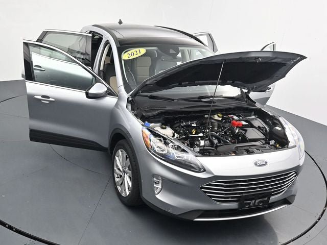 Certified 2022 Ford Escape Titanium w/ Titanium Elite Package AWD/4WD image 36