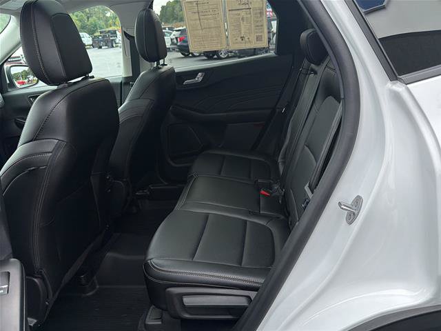 Certified 2022 Ford Escape SEL w/ Technology Package AWD/4WD image 30