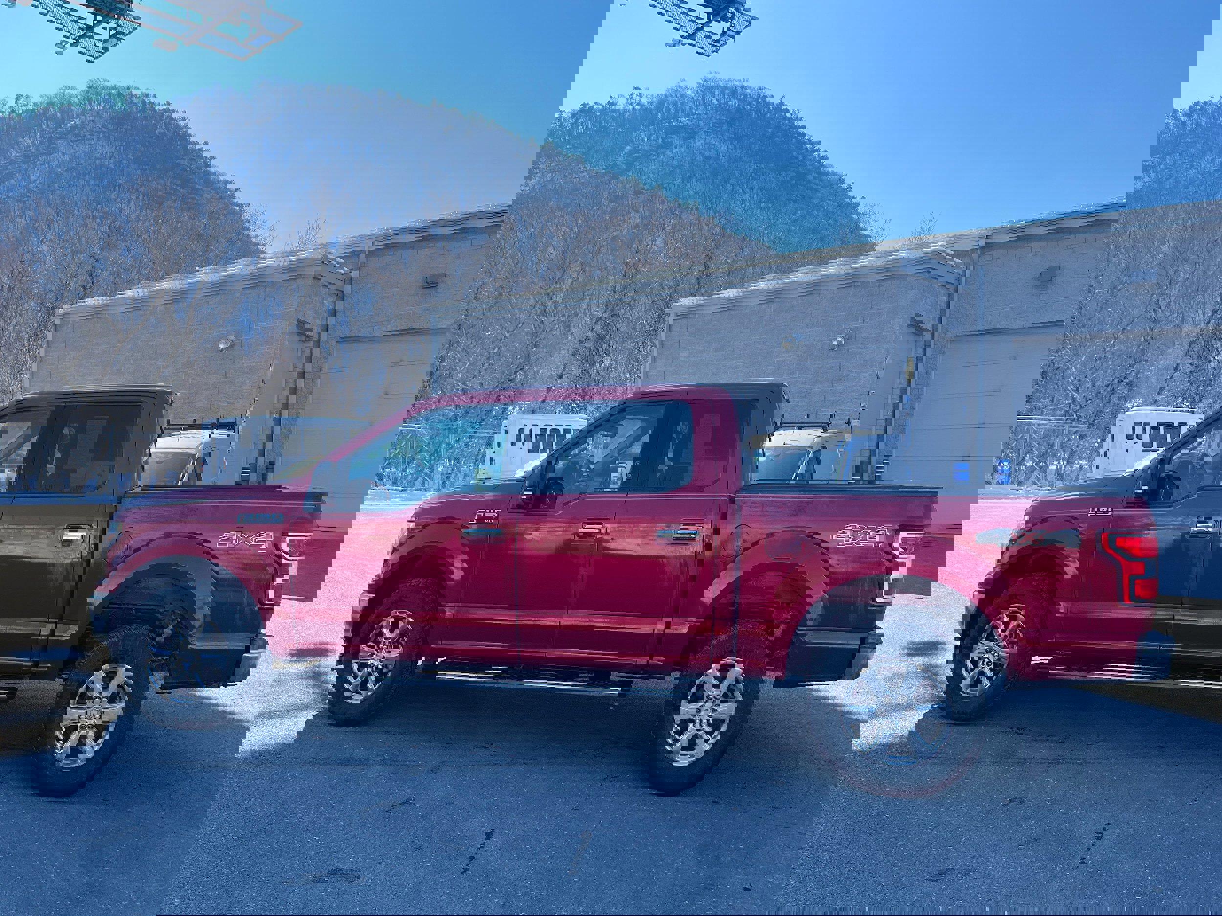 Certified 2020 Ford F150 XLT w/ Equipment Group 302A Luxury image 3