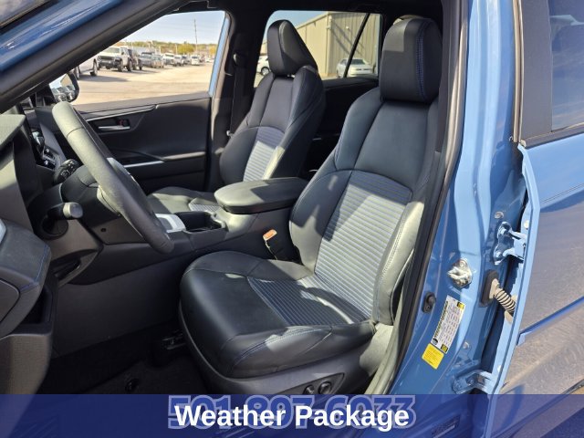 Used 2025 Toyota RAV4 XSE w/ Advanced Technology Package AWD/4WD image 11