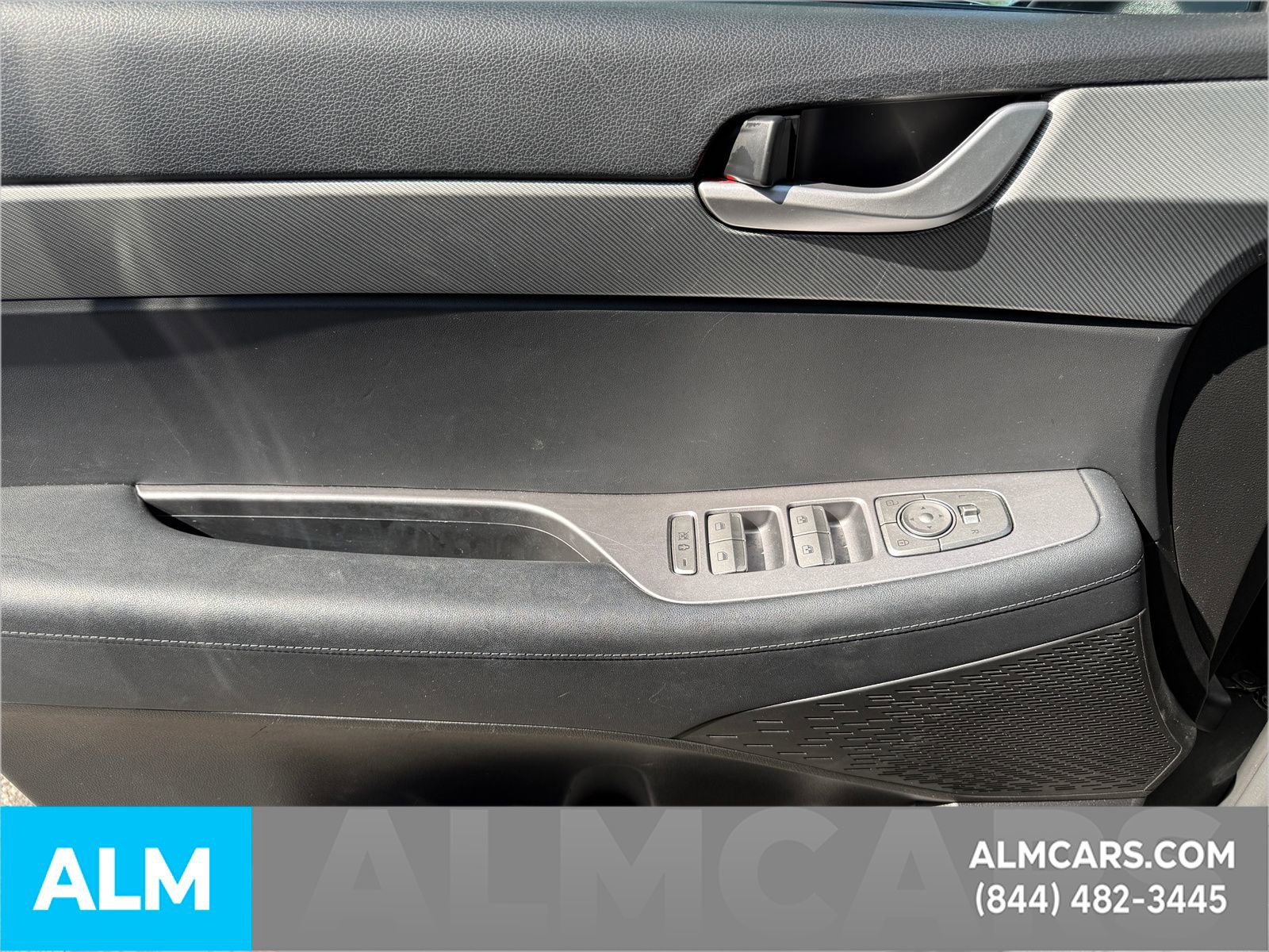 Used 2025 Hyundai Palisade SEL FWD image 23