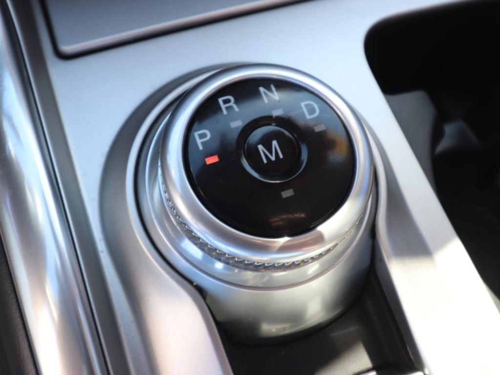 Certified 2020 Ford Explorer XLT w/ Equipment Group 202A image 23