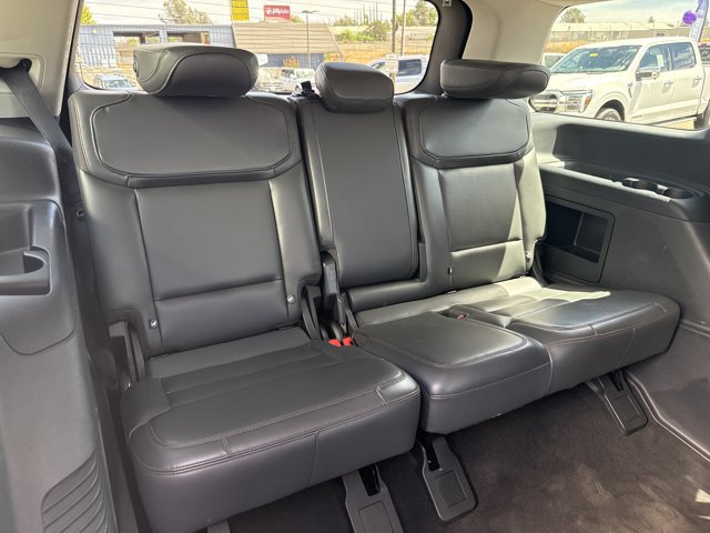 Certified 2025 Ford Expedition Active AWD/4WD image 18
