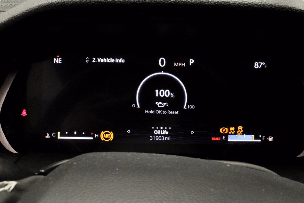 Used 2023 Jeep Grand Cherokee Altitude AWD/4WD image 27