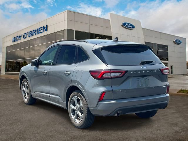 Certified 2023 Ford Escape ST-Line w/ Tech Pack #1 AWD/4WD image 5
