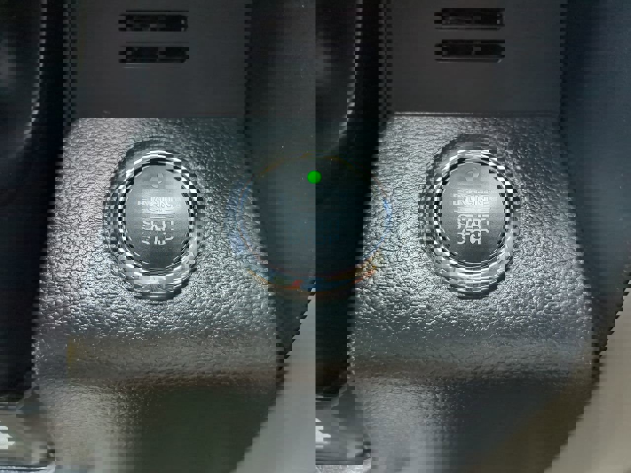 Certified 2020 Ford F450 Platinum w/ FX4 Off-Road Package image 27