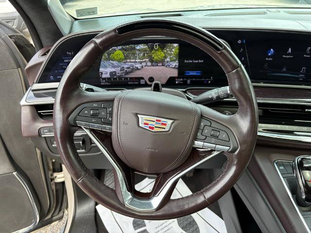 Used 2022 Cadillac Escalade ESV Sport Platinum w/ LPO, ONYX Package AWD/4WD image 14