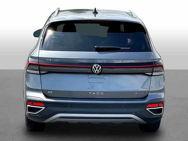 Used 2025 Volkswagen Taos SE AWD/4WD image 6