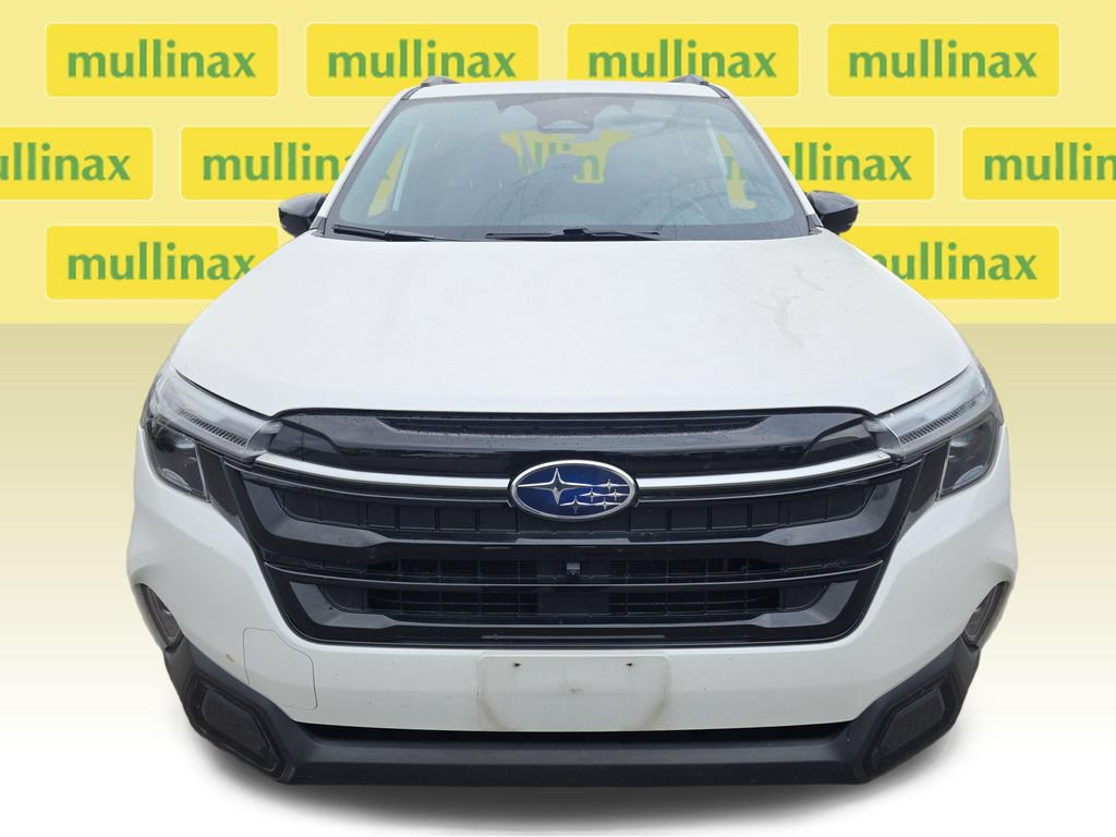 Used 2025 Subaru Forester Touring AWD/4WD image 16