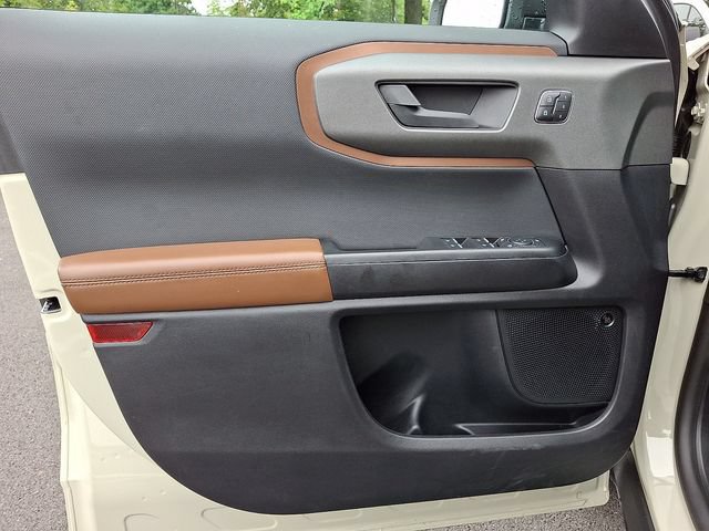 Certified 2025 Ford Bronco Sport Outer Banks w/ Outer Banks Tech Package+ AWD/4WD image 15