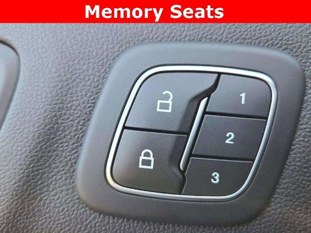 Certified 2021 Ford Escape Titanium w/ Titanium Elite Package image 24