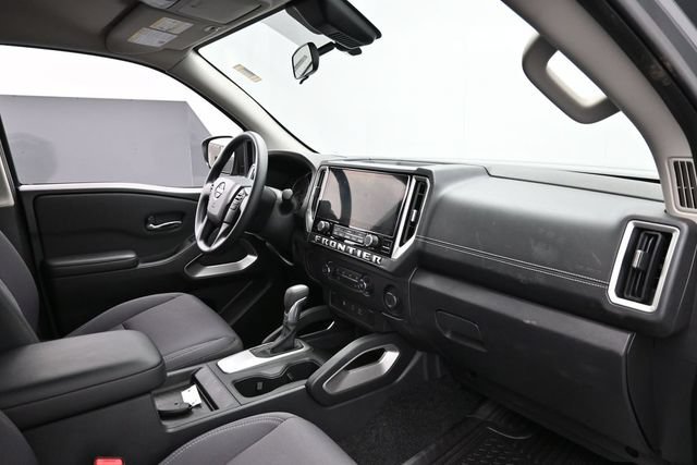 Used 2026 Nissan Frontier SV RWD image 29