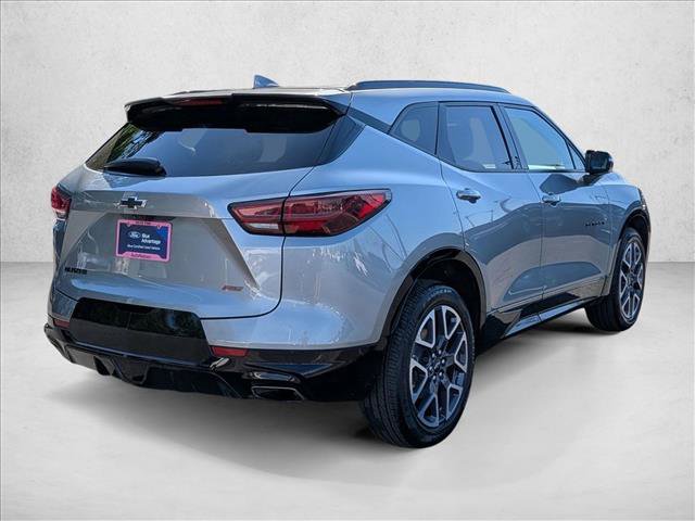 Used 2023 Chevrolet Blazer RS w/ Driver Confidence II Package image 5