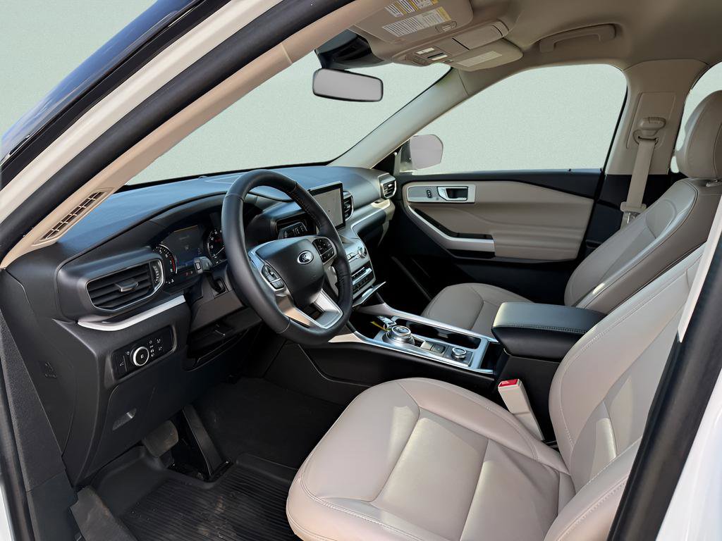 Certified 2024 Ford Explorer XLT w/ Equipment Group 202A AWD/4WD video 3