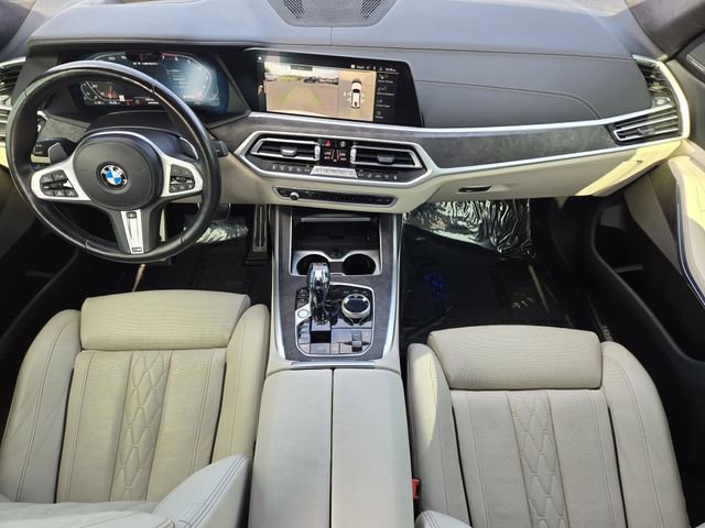 Used 2022 BMW X7 M50i AWD/4WD image 25