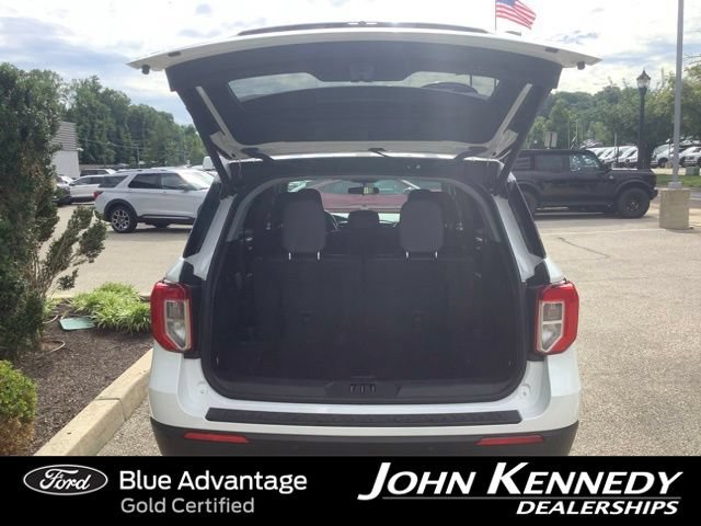 Certified 2023 Ford Explorer XLT w/ Equipment Group 202A AWD/4WD image 32