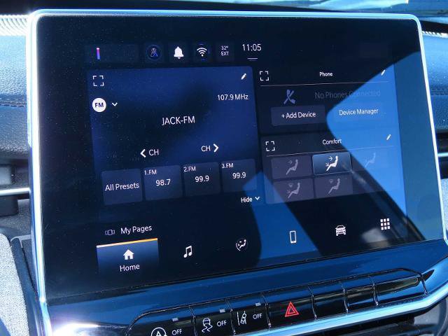 Used 2024 Jeep Compass Latitude image 30